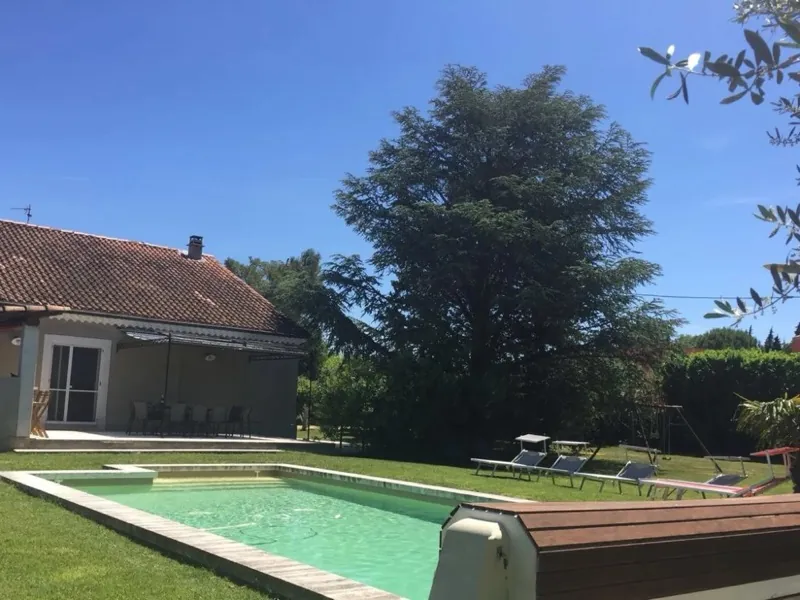 Villa Saint-Éloi sous le soleil provençal